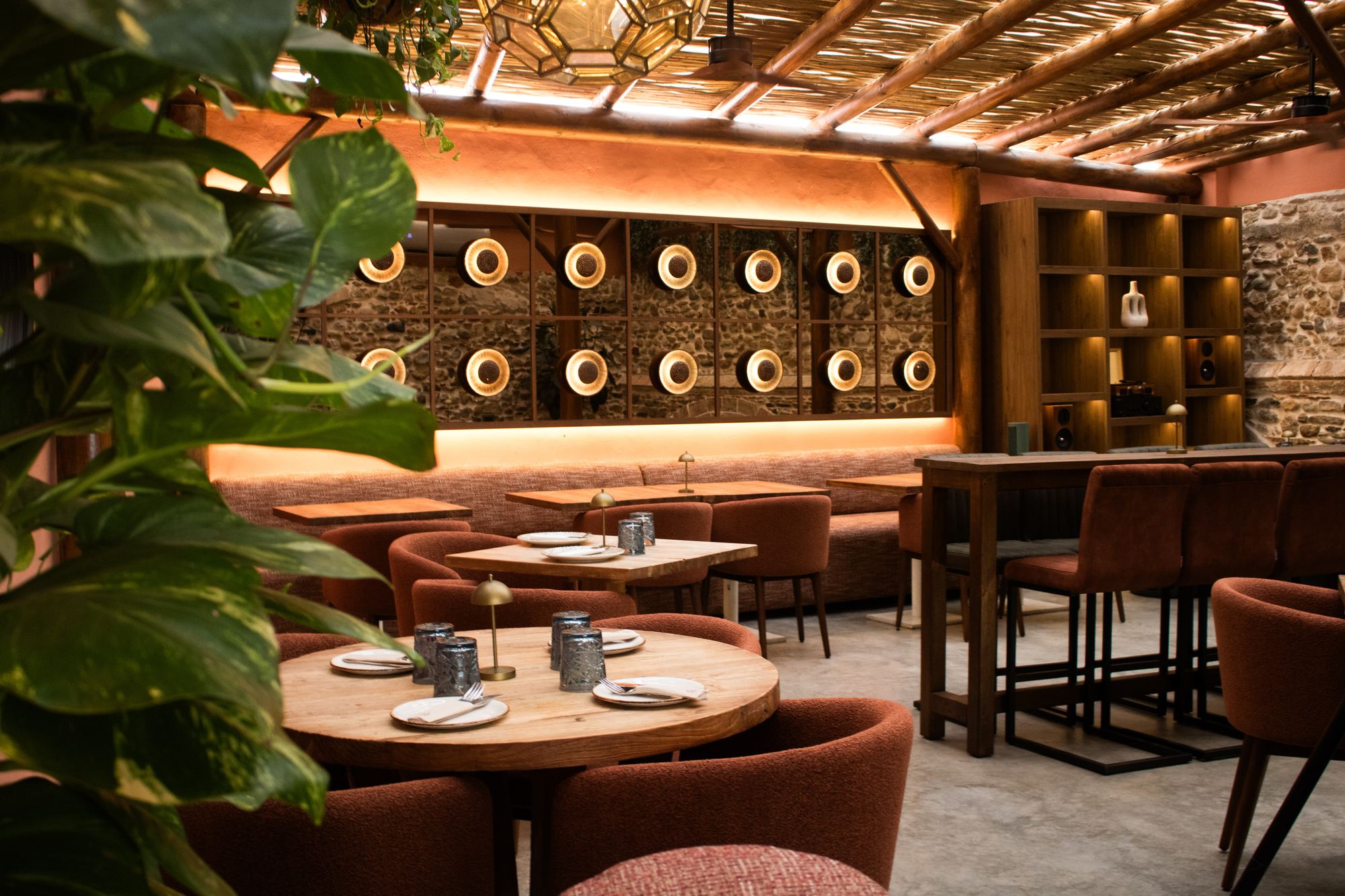 Inside Casa 26 — warm-lit dining room on Avenida Miguel Cano, Marbella